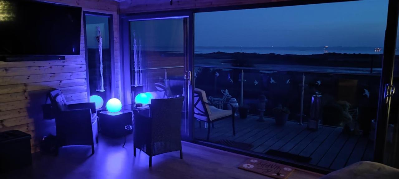 Horse Island View Luxury Retreat Apartamento Kircubbin Exterior foto